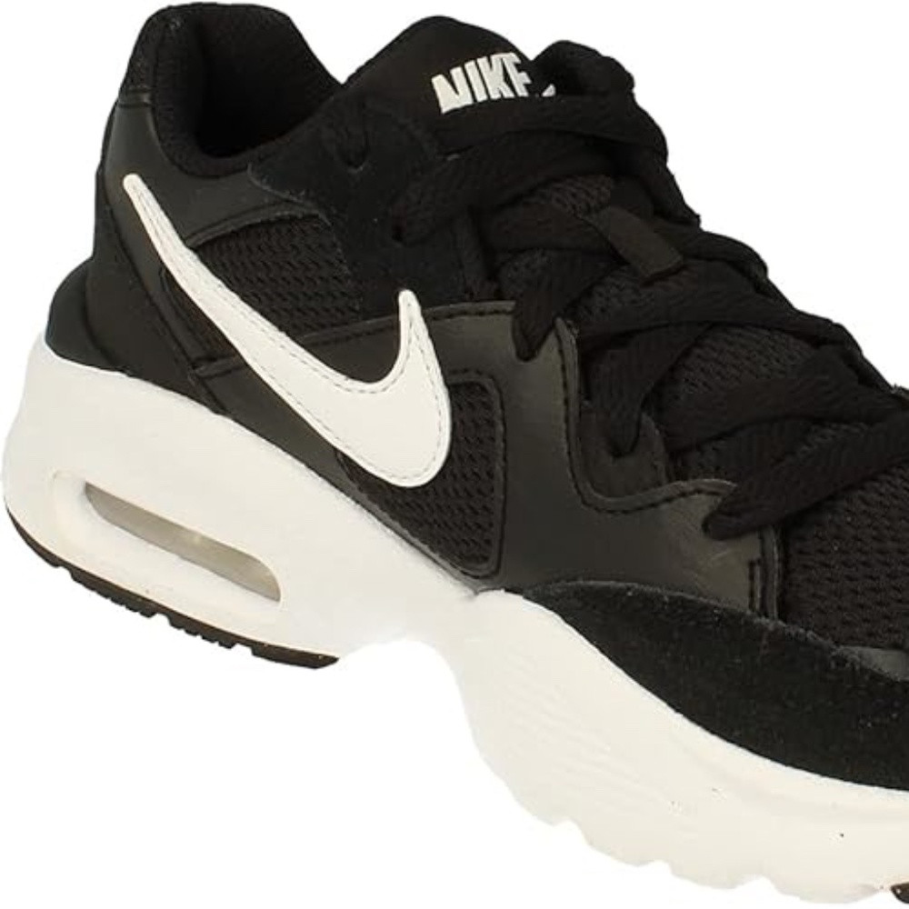 Size 8.5 - Nike Air Max Fusion Black White W